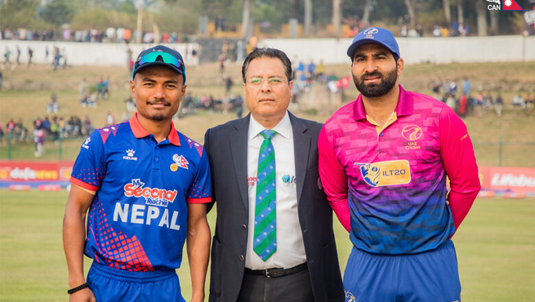 युएईले टस जित्यो, नेपालले बलिङ गर्दै