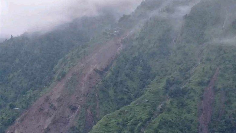 दोलखामा पहिरो : ३ वर्षका बालकको ज्यान गयो, ३ जना बेपत्ता