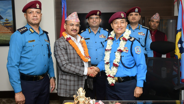 काठमाडौँ उपत्यकामा पहिलोपटक महिला प्रहरी कमान्डर, किरणले सम्हालिन् जिम्मेवारी