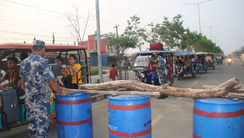 सीमावर्ती क्षेत्रको दशैं बजारः वारि सुनसान, पारि भीडभाड