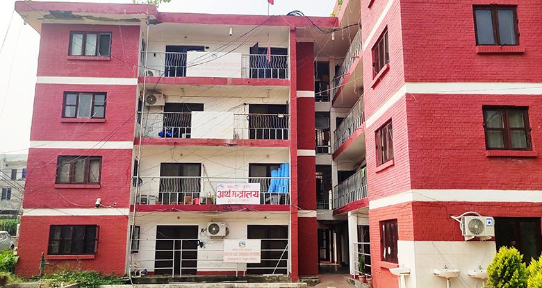 मधेश प्रदेशका मन्त्रालयहरूको बजेट रोक्का गर्ने तयारी