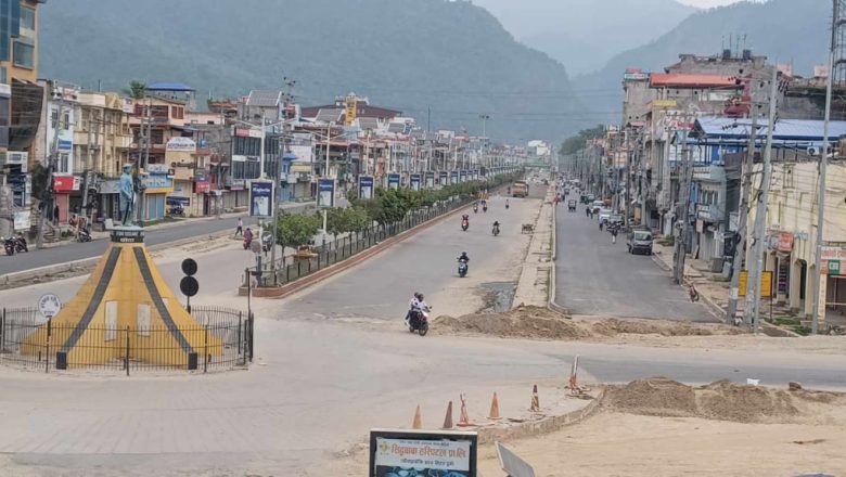 देशैभरि सार्वजनिक यातायात ठप्प हुँदा सडक सुनसान, यात्रुहरु अलपत्र