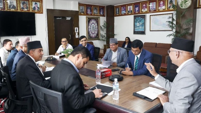 बजेट कार्यान्वयन बारे अर्थ  र स्वास्थ्य मन्त्रालयबीच छलफल