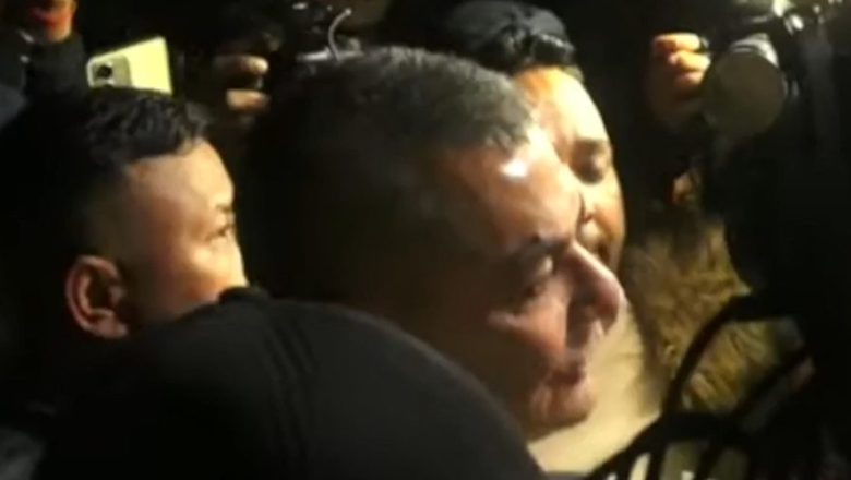 थुनामुक्त भए दुर्गा प्रसाईं