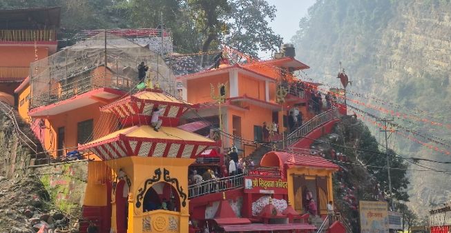 सिद्धबाबा मन्दिरमा महाशिवरात्रीको सम्पुर्ण तयारी पूरा, ६० हजार भक्तजन आउने अनुमान