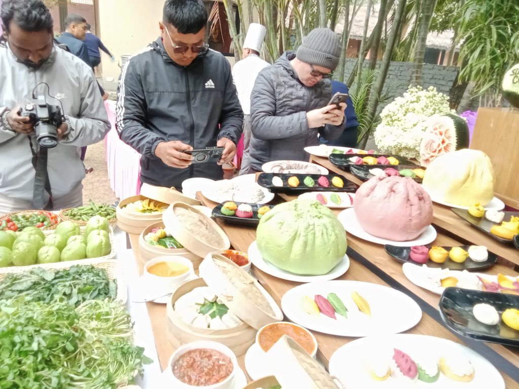 बुटवलमा पहिलो पटक म:म महोत्सव हुने, सिद्धार्थ कटेजको महोत्सवमा भेजदेखि ननभेजका २ सय प्रकारका म:म पाइने