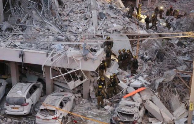 लेबनानमा इजरायलको भीषण आक्रमण: २५४ जनाको मृत्यु