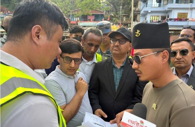गृहमन्त्री गुरुङद्वारा नारायणगढ–बुटवल सडक खण्डको अनुगमन
