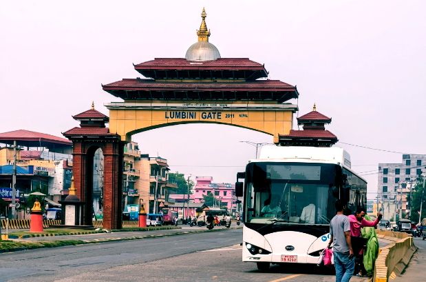 सरकारको आदेशले एकदिन चले, त्यसपछि पुनः थन्किए लुम्बिनीका विद्युतीय बस