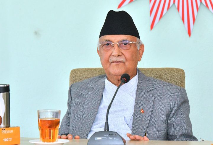 एमाले सचिवालय बैठकमा ओलीले आज जवाफ दिने