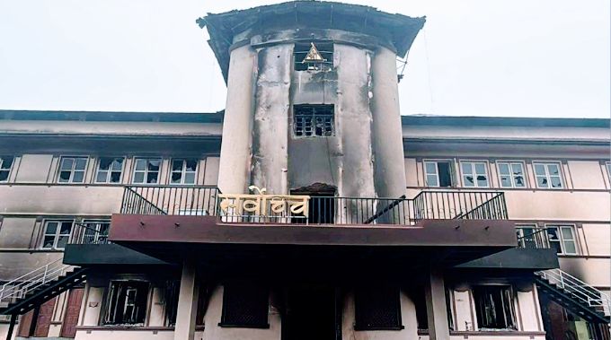 ट्रेड युनियन खारेज गर्ने सरकारको निर्णयमा सर्वोच्चको अल्पकालीन रोक आदेश जारी