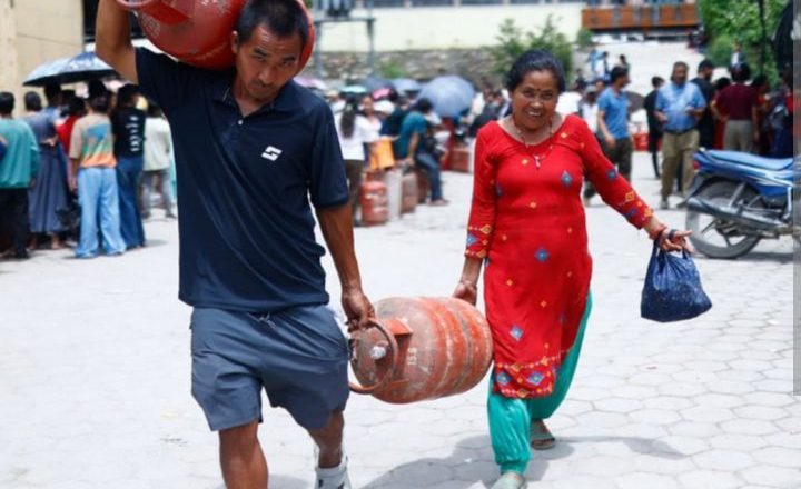 आजदेखि पायकपर्ने बिक्रेताबाट ग्यास खरिद गर्न निगमको आग्रह
