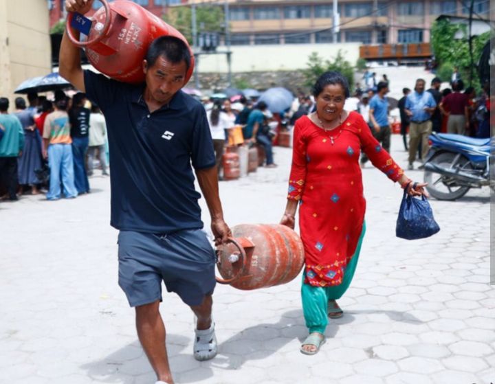 आजदेखि पायकपर्ने बिक्रेताबाट ग्यास खरिद गर्न निगमको आग्रह