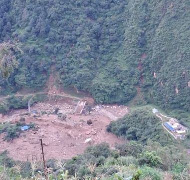 रोल्पामा पहिरोमा परी मृत्यु हुनेको संख्या १० पुग्यो, तीन जना अझै बेपत्ता