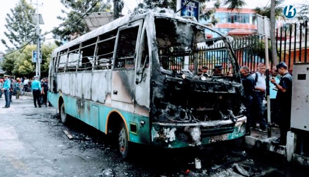 चालक आत्मदाह प्रकरण : यातायात क्षेत्र आन्दोलित, ट्राफिक प्रहरीमाथि आरोप लगाउँदै मागे न्यायिक छानबिन समिति
