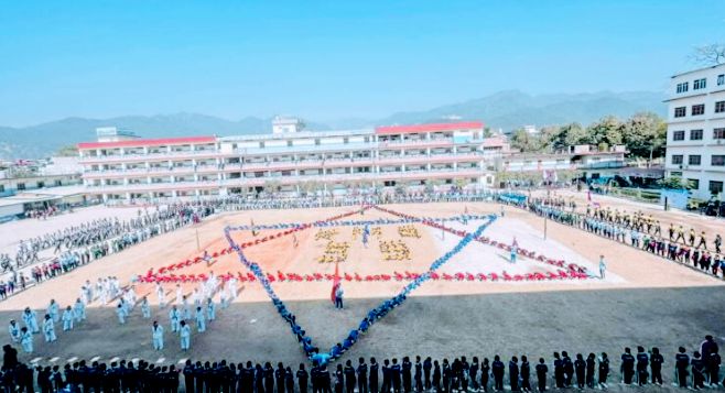 कालिका मानवज्ञानद्वारा साढे १८ लाख बाढी प्रभावित कोषमा रकम जम्मा