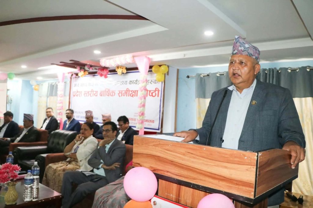 अस्पतालभित्र हुने चुहावट नियन्त्रणमा ध्यान दिनुस: मुख्यमन्त्री आचार्य