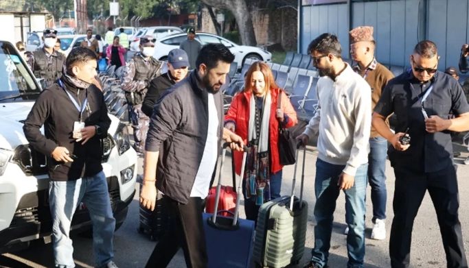 रास्वपा सभापति रवि लामिछाने भारत प्रस्थान